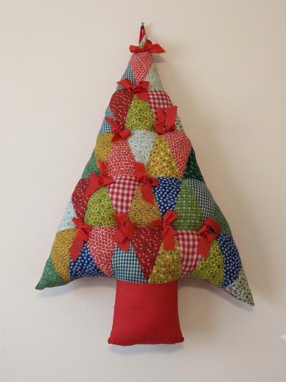 Vintage Quilted Christmas Tree Pillow Wall Hanging Folk Art Decor